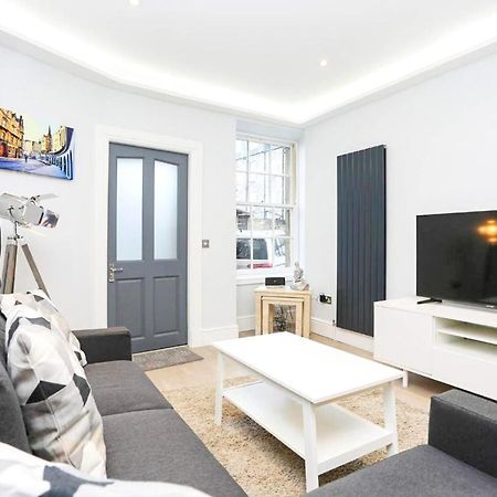 Ultra Modern, Stylish Apartment Next To Princes St Edynburg Zewnętrze zdjęcie