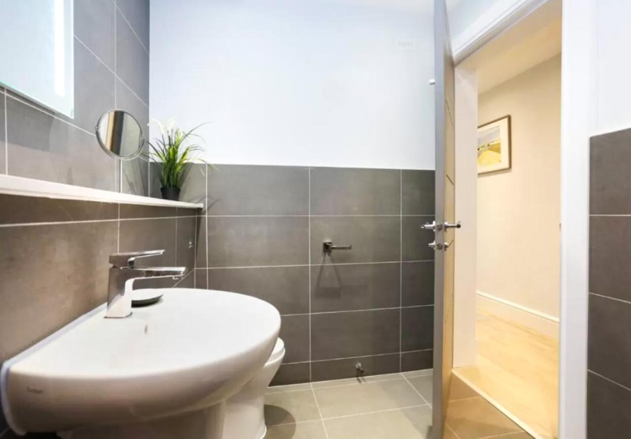 Ultra Modern, Stylish Apartment Next To Princes St Edynburg Zewnętrze zdjęcie